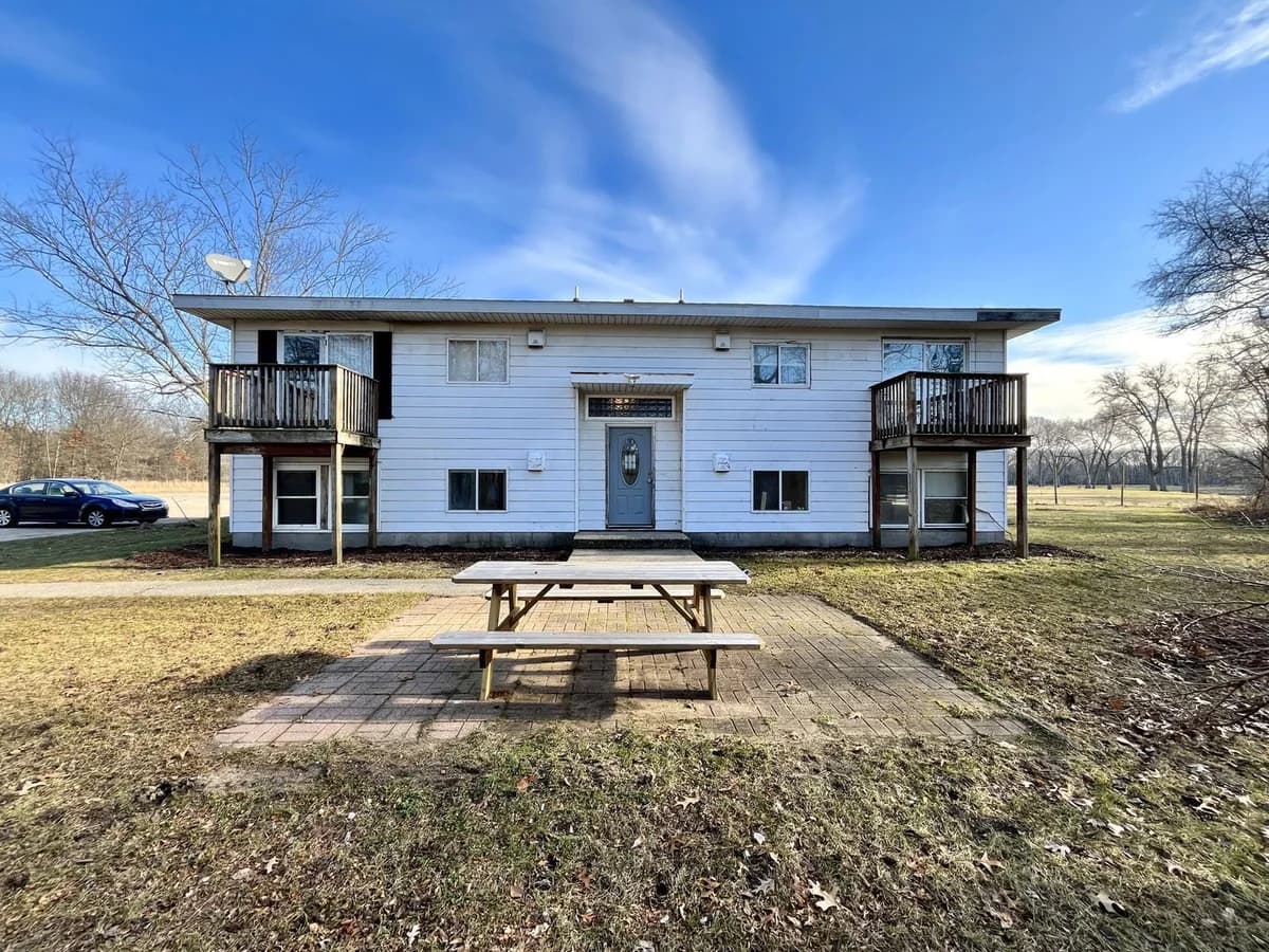 Muskegon apartments for rent - Property image - 1545 Carmil Drive - 1