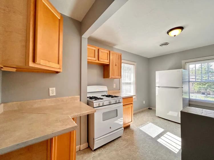 Muskegon apartments for rent - image - large (5).jpeg