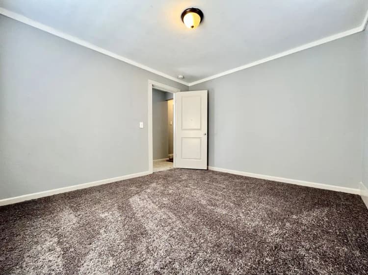 Muskegon apartments for rent - image - large (5).jpg