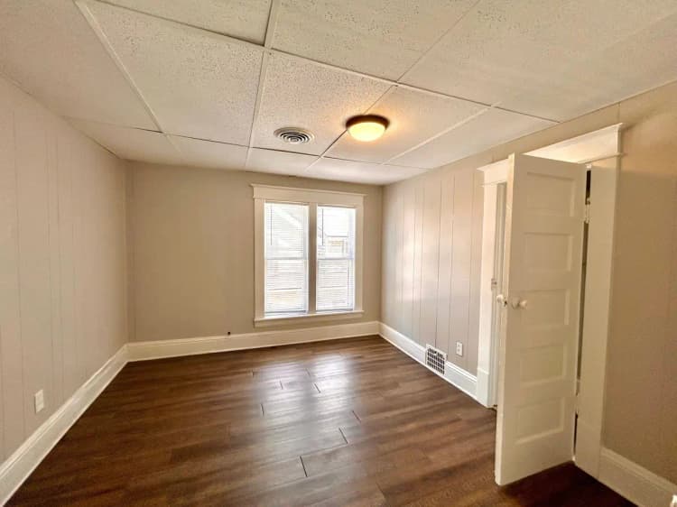 undefined apartments for rent - image - large (16).jpeg