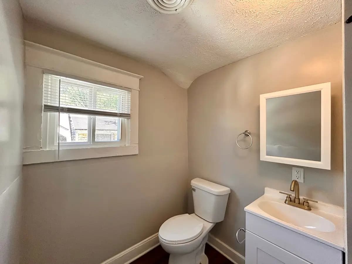 undefined apartments for rent - image - large (19).jpeg