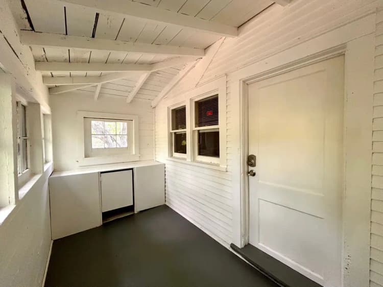undefined apartments for rent - image - large (3).jpeg