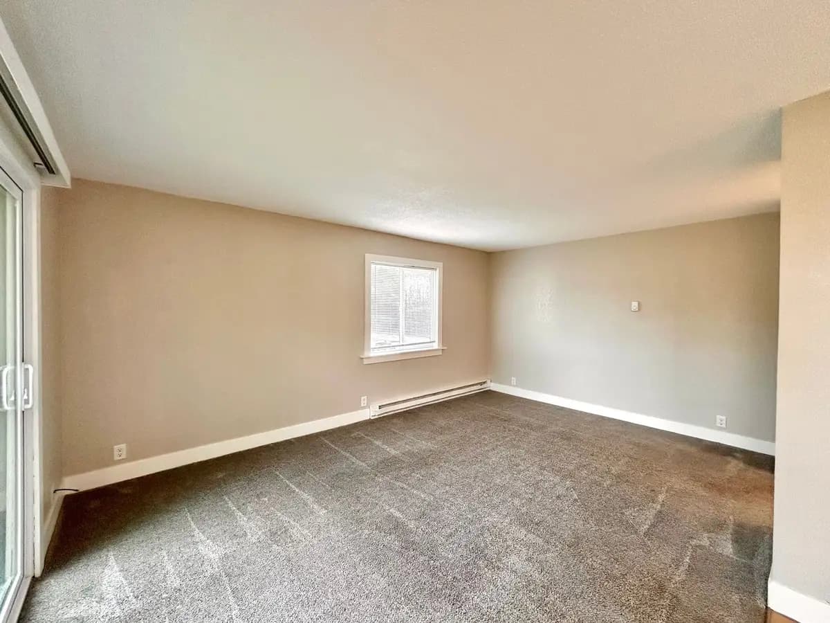 1486 Carr Rd - Apartment - 5