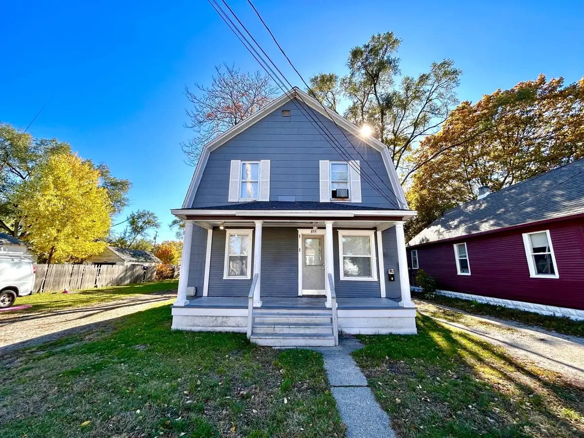 undefined apartments for rent - image - large (12).jpeg