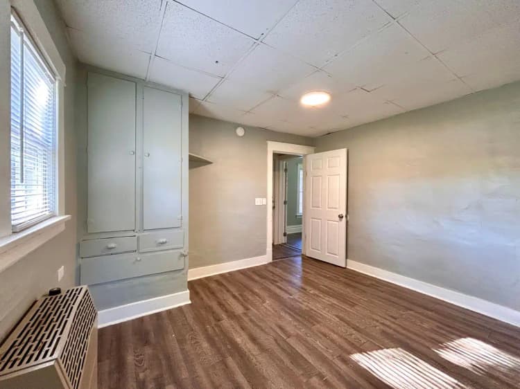 undefined apartments for rent - image - large (14).jpeg