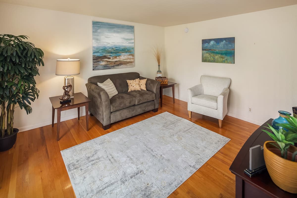 Muskegon Townhouses - Apartment - 24