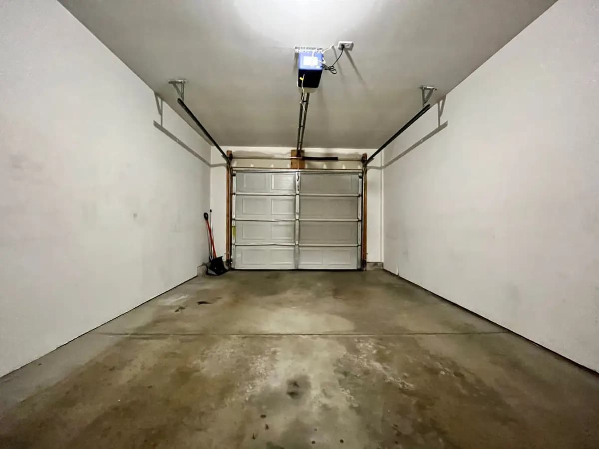 undefined apartments for rent - image - large (7).jpeg - 1