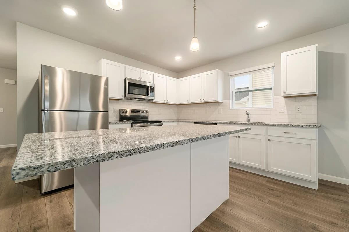 Muskegon apartments for rent - Property image - 586 Orchard Avenue - 2