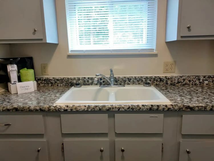 undefined apartments for rent - image - imgi_49_6345757150d925.31099469632.jpg