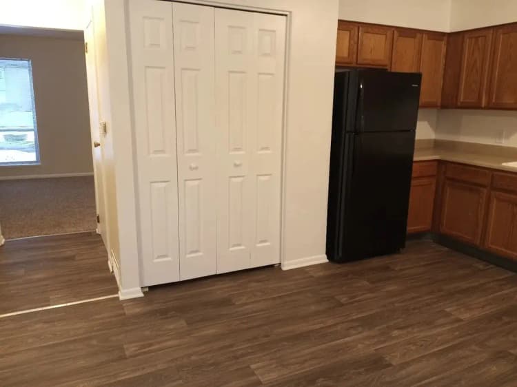 undefined apartments for rent - image - imgi_58_6345757d7d9df3.45841581364.jpg