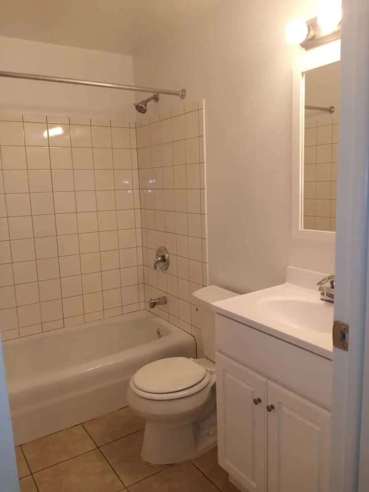 undefined apartments for rent - image - imgi_59_63457566d36a55.75278037834.jpg