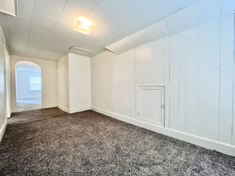 undefined apartments for rent - image - large (8).jpg